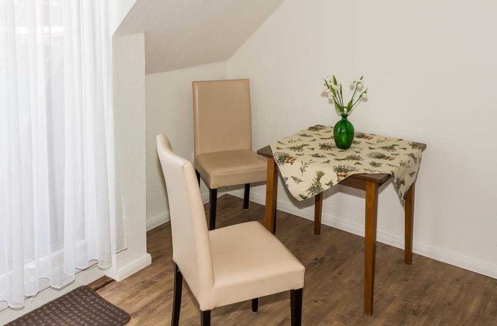 Gaestehaus Margareth Бюзум Экстерьер фото
